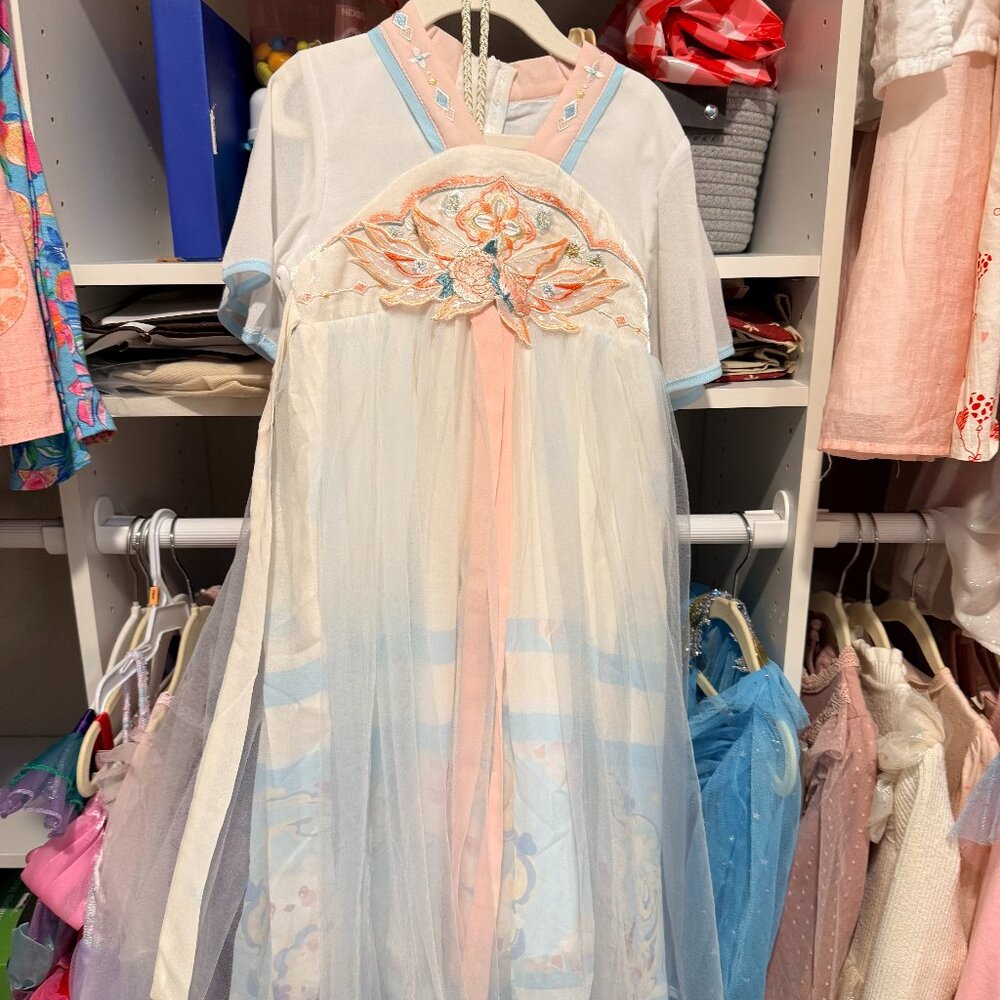 Girls Chinese-Style Embroidered Dress – New – Size 4–6 Years